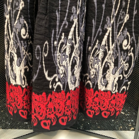 Max Edition Dress - Picture 2 of 4